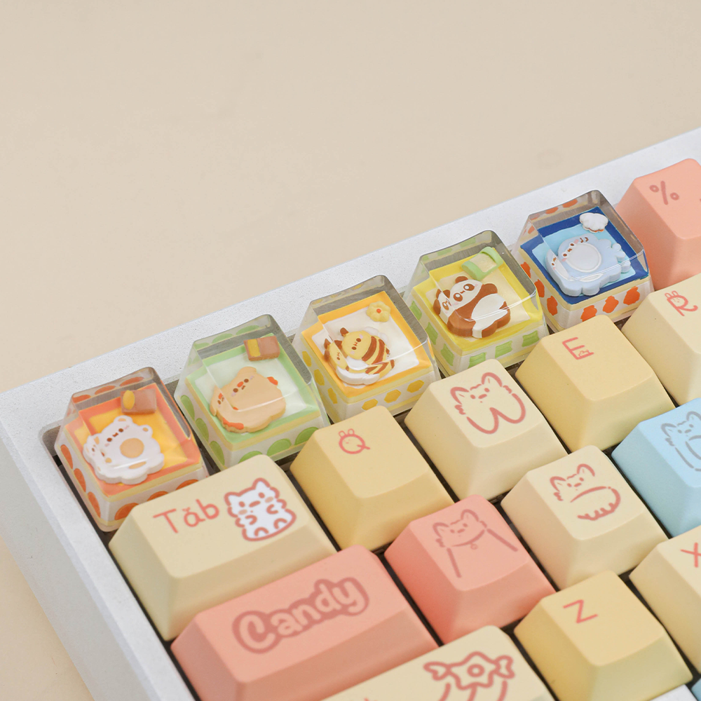 Why These Cute Animal Resin Keycaps Are Taking Over My Keyboard Setup