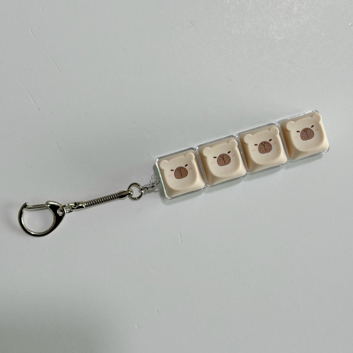 Capybara 4-Key keycap clicker keychain, Light Brown