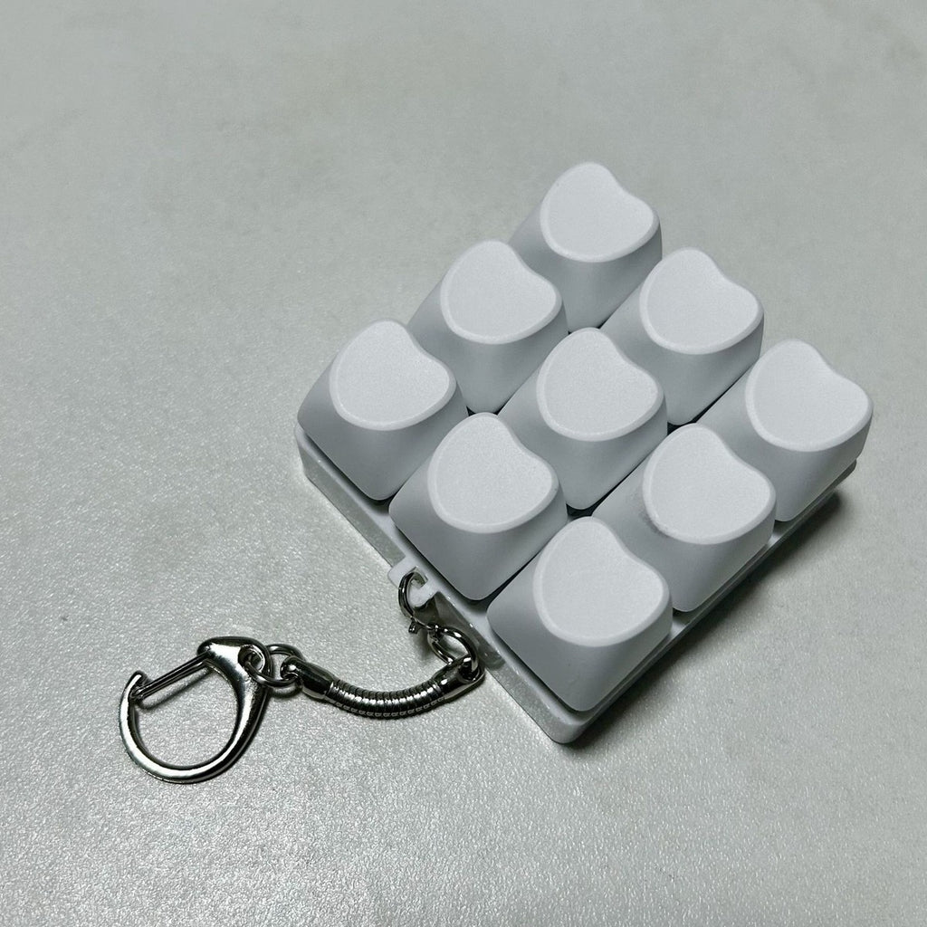 Pastel Heart 9-Key keycap clicker keychain, White