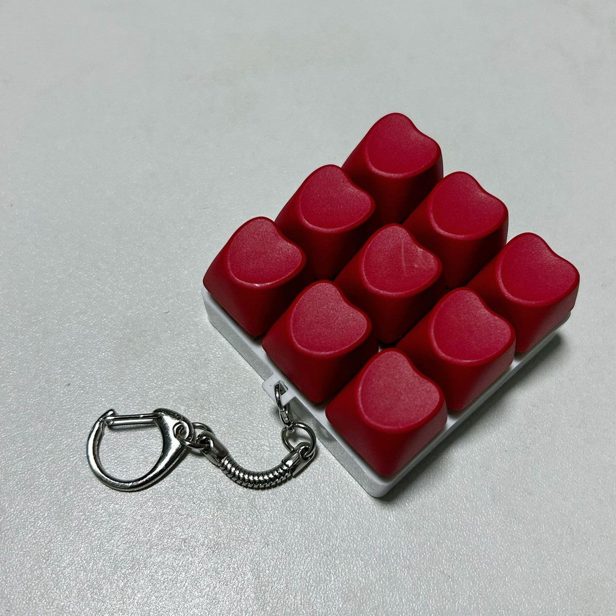 Pastel Heart 9-Key keycap clicker keychain, Red