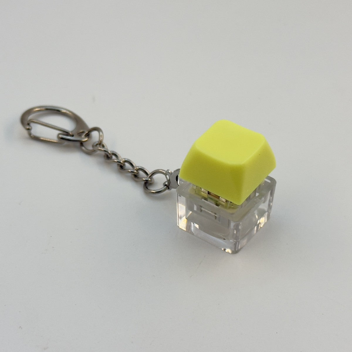 Single-Key Macaron keycap clicker keychain, Yellow